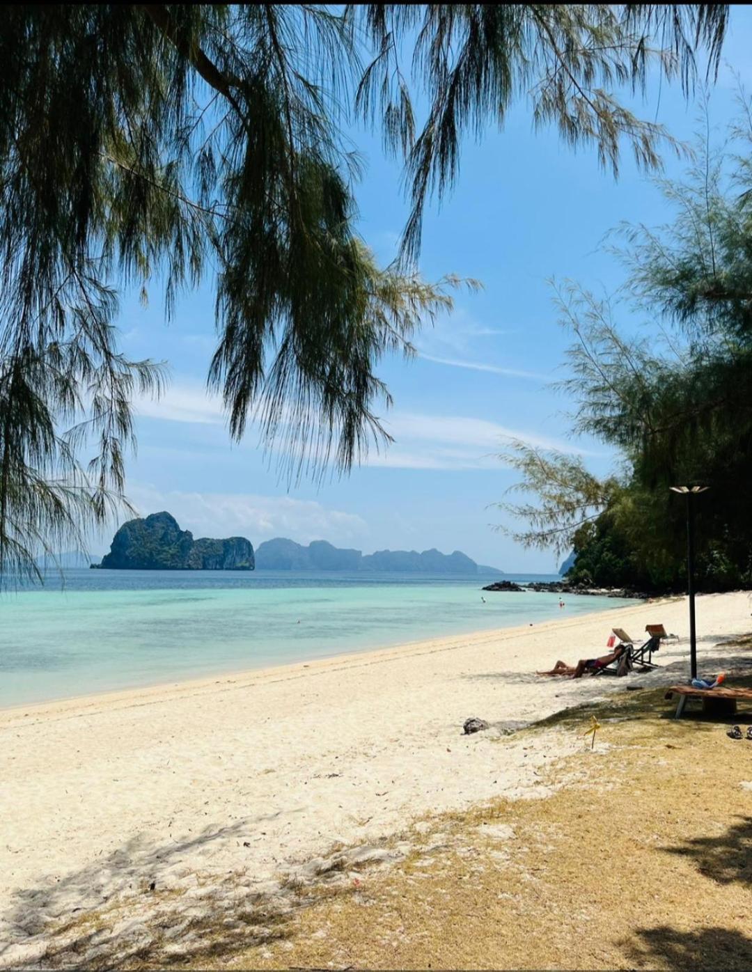 Koh Ngai Seafood Quarto foto